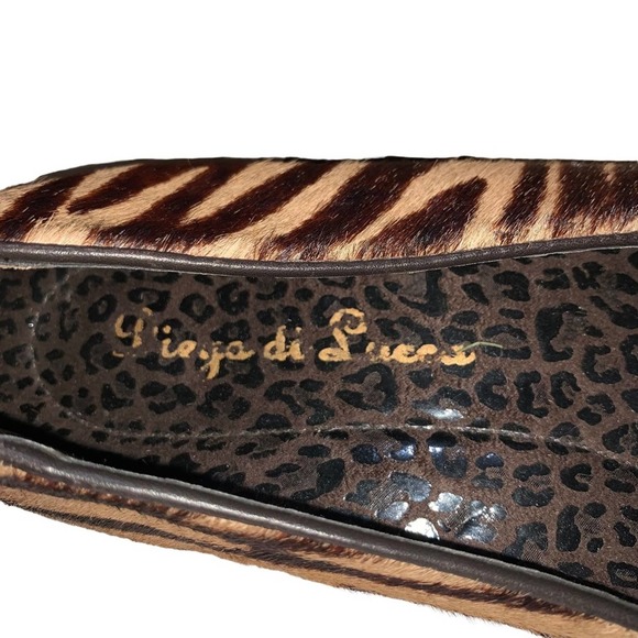 Diego du Lucca pony hair flats w/leather brass accent, tiger stripes, size8, EUC - Picture 6 of 7